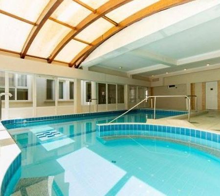 Aqua Blue Hotel Hajduszoboszlo Bagian luar foto